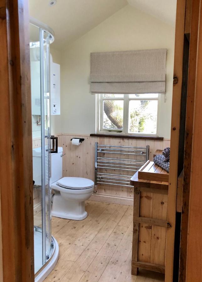 Woodpecker Cabin With Hot Tub King's Lynn Eksteriør bilde